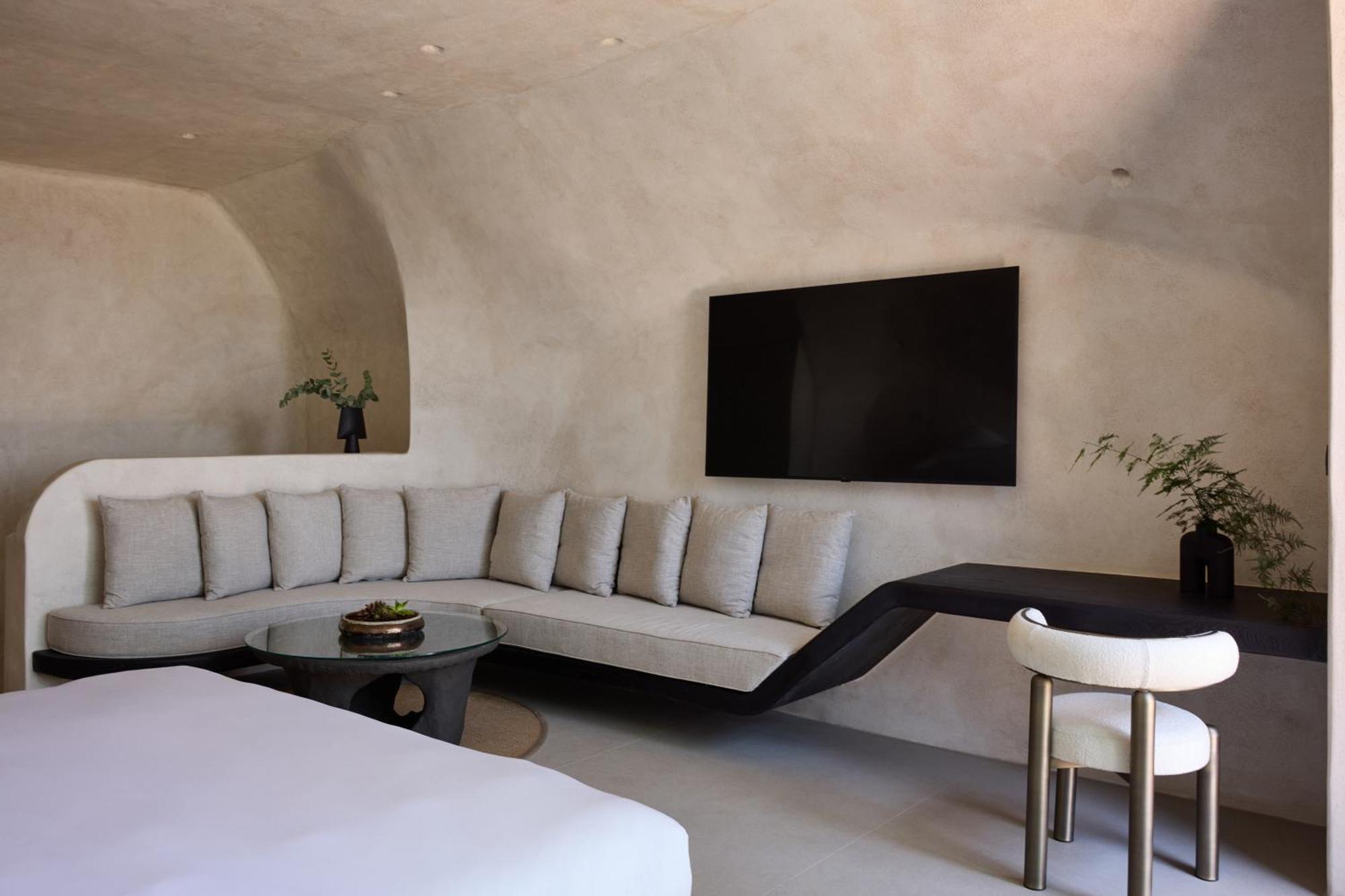 Hotel One Of One