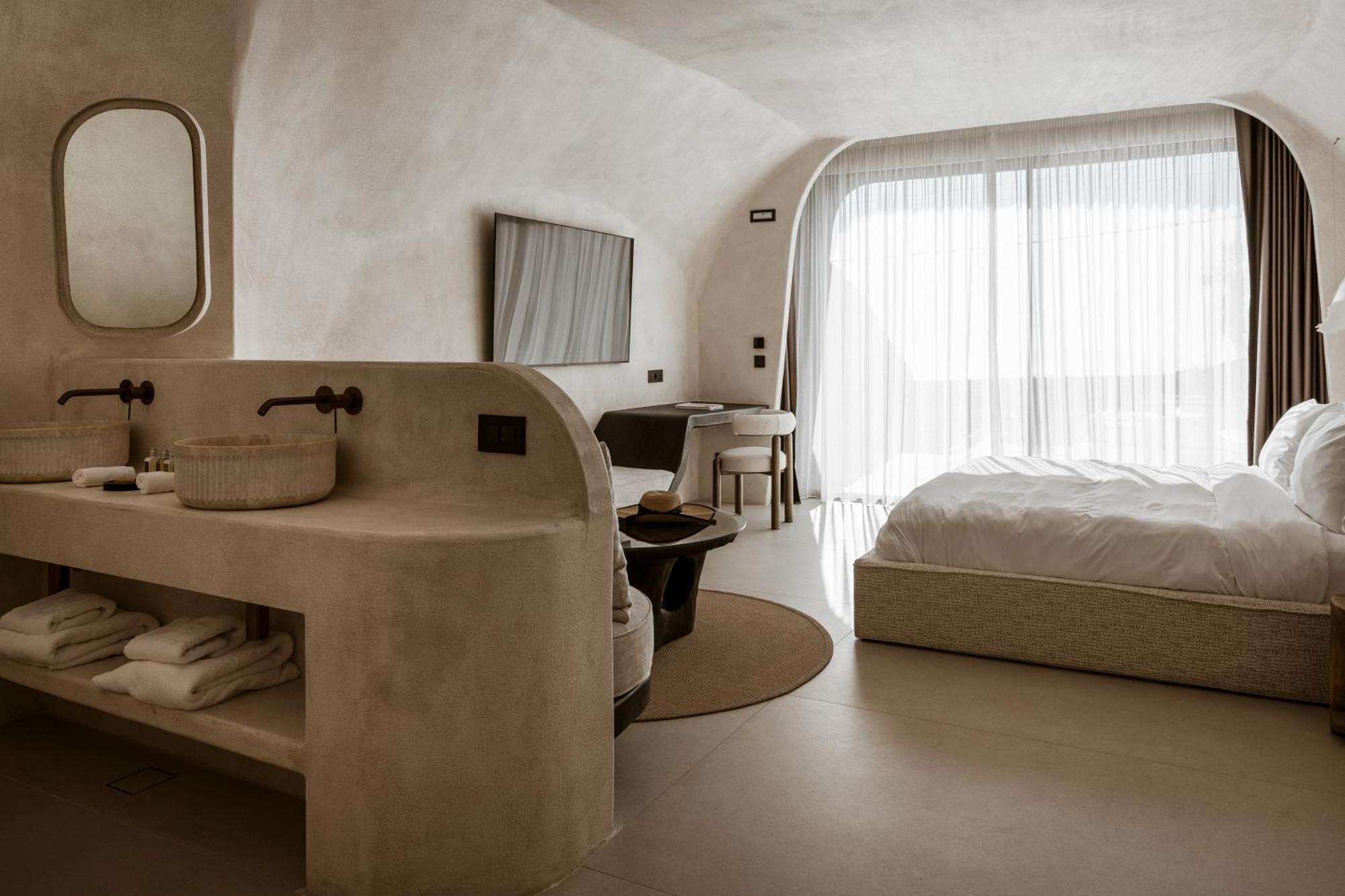 Hotel One Of One 5*