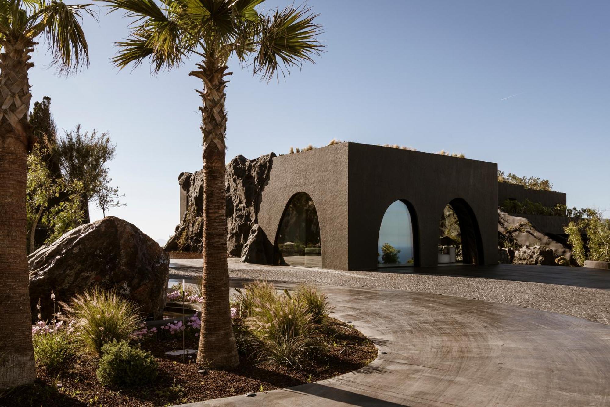 One Of One Hotel Imerovigli (Santorini)
